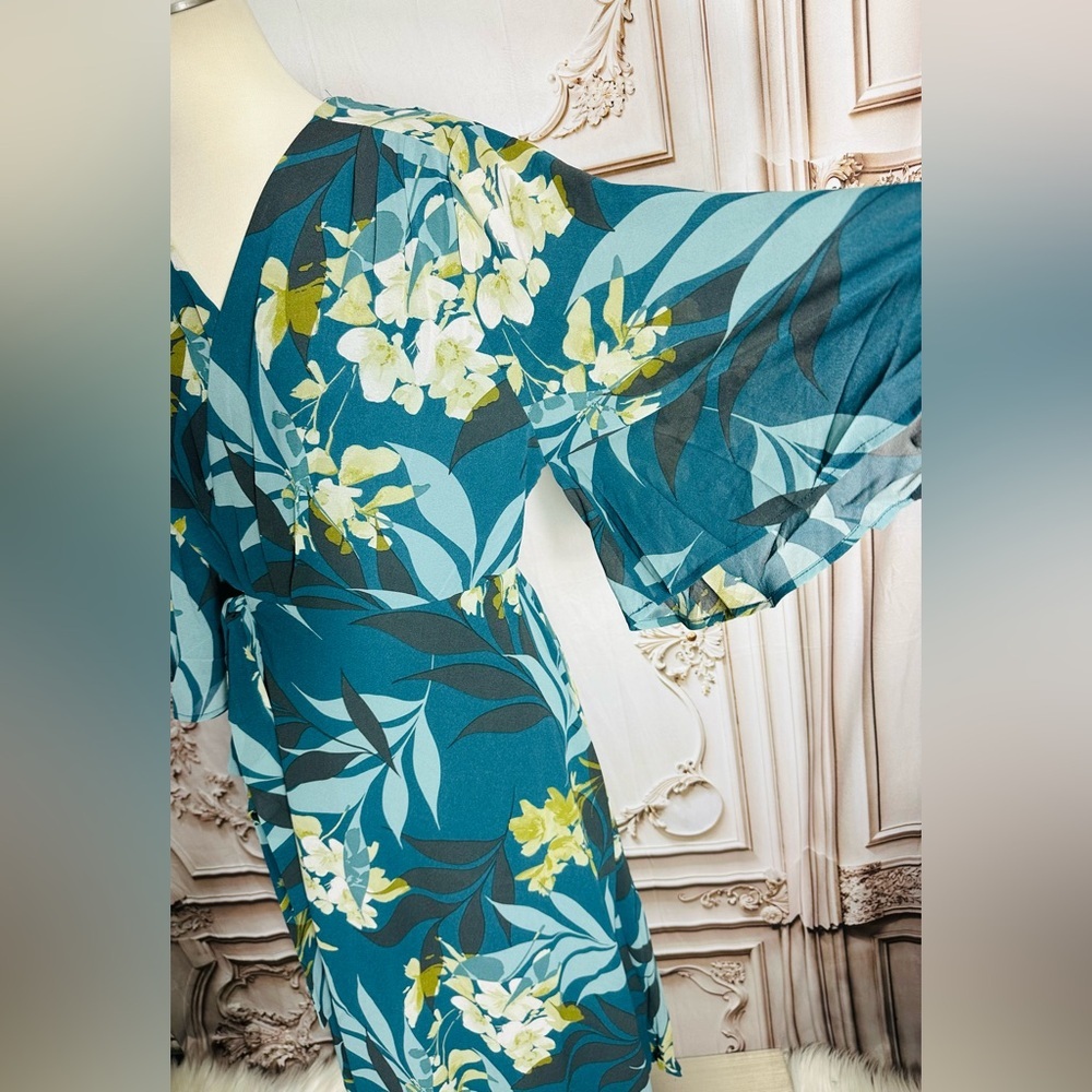 Floral Teal Maxi Dress - Picture 7 of 9